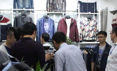 石獅服裝網批中心 入駐率百分百，開啟線上批發新篇章